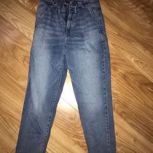 Hollister vintage mom jeans